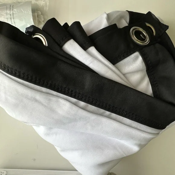 Projector - Picture 2 of 3